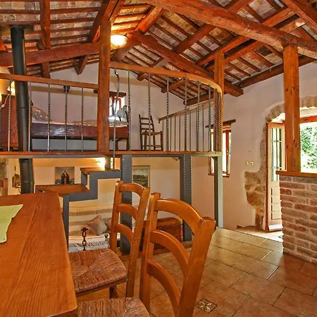 Mia In Faraguni Labin (Istria)